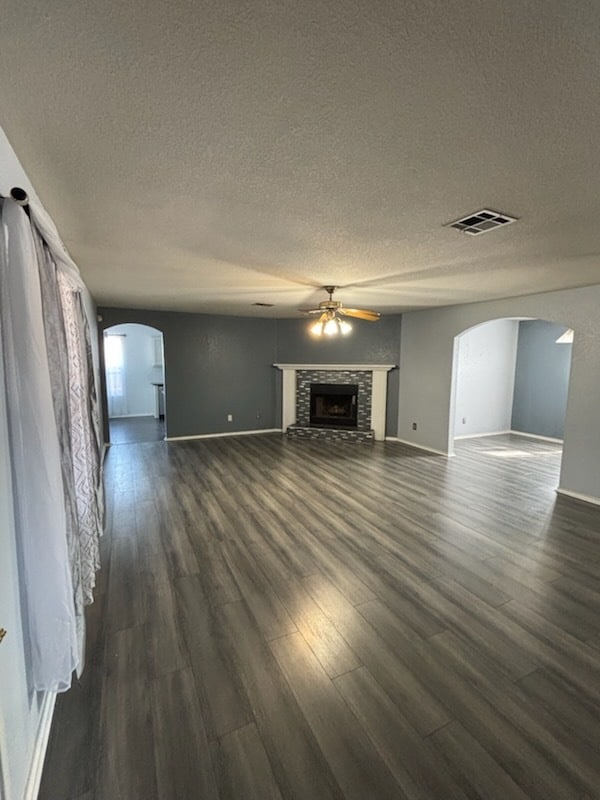 Building Photo - 3501 Driftwood Dr