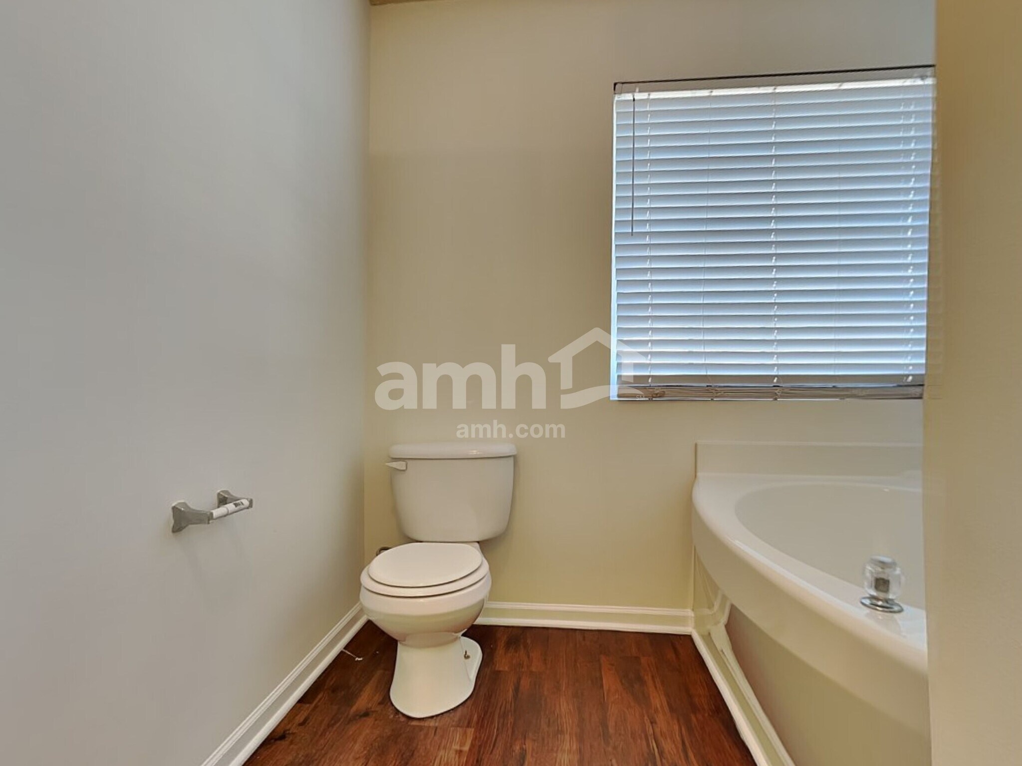 Building Photo - 539 Rockbridge Dr