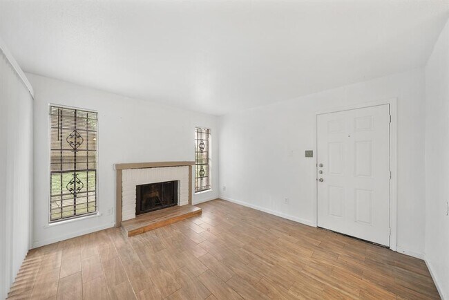 Building Photo - 10912 Gulf Fwy