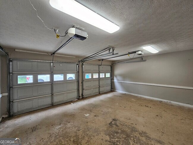 Building Photo - 65 Tralee Trce