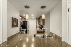 Building Photo - 4850 E Desert Cove Ave