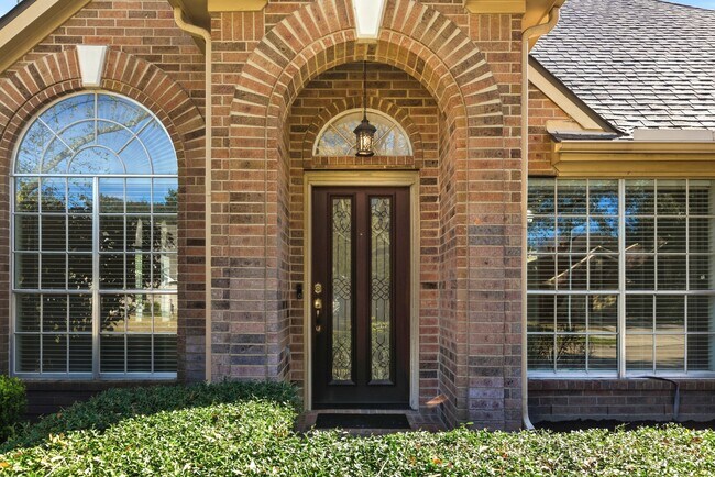 Building Photo - 18014 Still Springs Ct