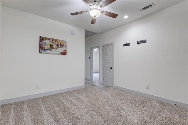 Building Photo - 6043 Rivendell Dr