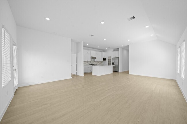 Building Photo - 29007 Great Flatland Trl