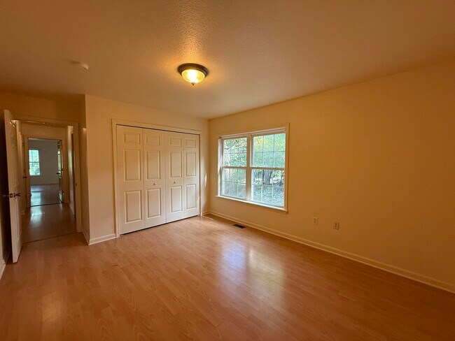 Building Photo - 10 Pontotoc Trail