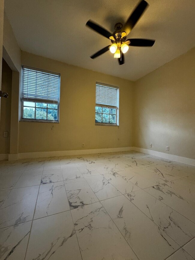 Building Photo - 5444 Jubilee Way
