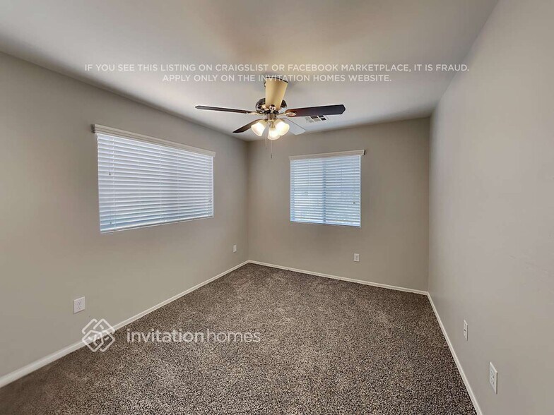 Building Photo - 3933 W Irwin Ave