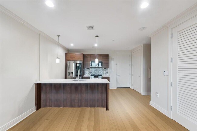 Building Photo - 701 Ridge Hill Boulevard