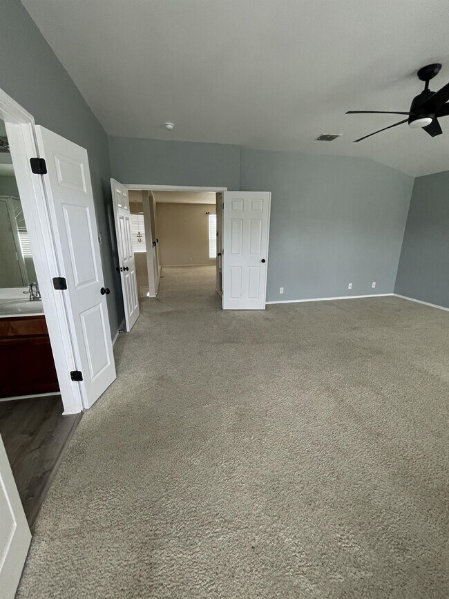 Building Photo - 4219 Whitney Green Dr