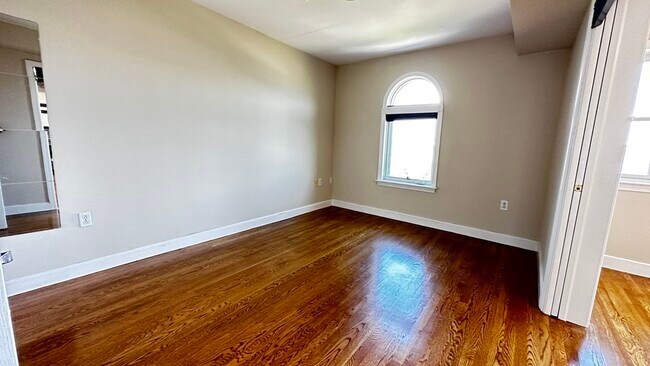 Building Photo - 22 Bay State Rd