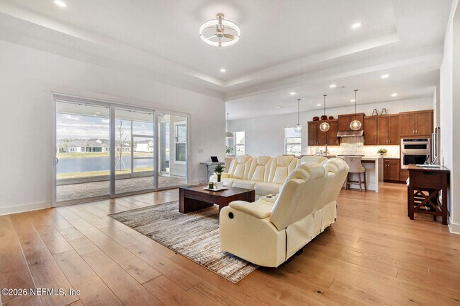 Building Photo - 279 Bismarck Palm Rd