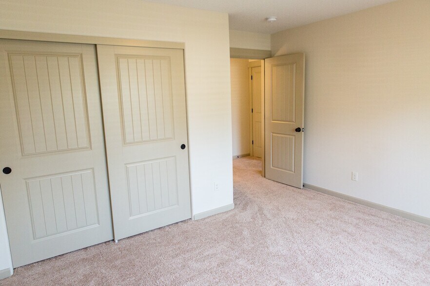 Bedroom - 263 NE 66th Ave