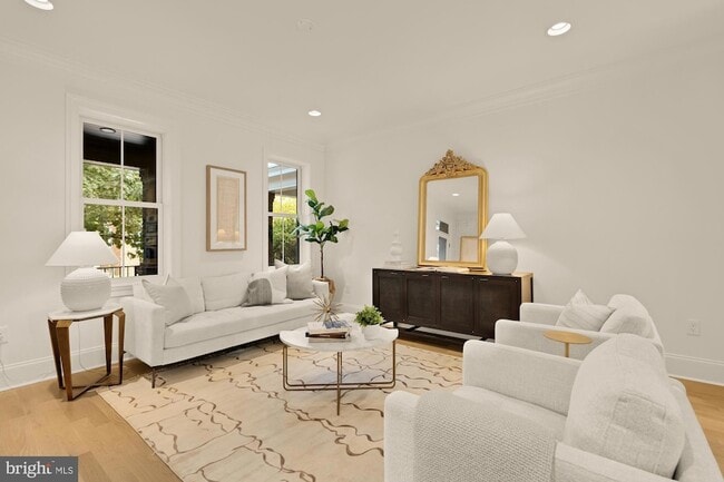 Building Photo - 4830 8th St NW