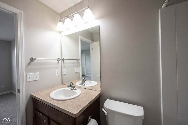 Building Photo - 12780 Tamworth Dr