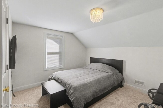 Building Photo - 314 S Laurel St