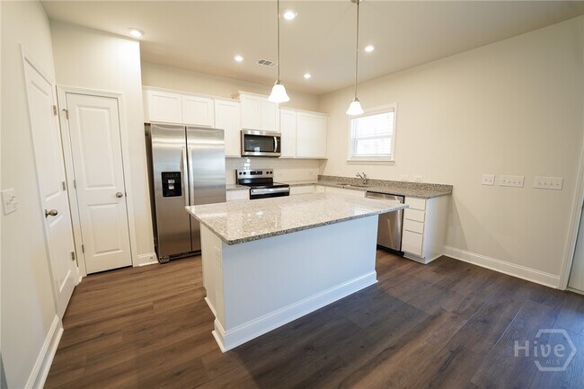 Building Photo - 112 MONTEREY Lp