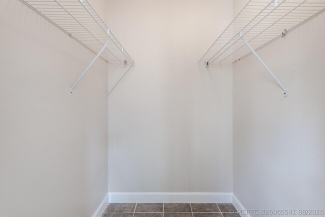 Building Photo - 3482 48th Ln S