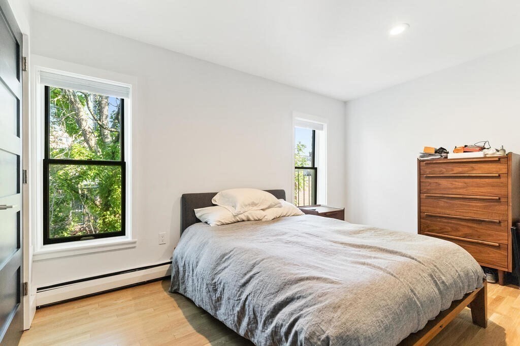 Building Photo - 75 Appleton St