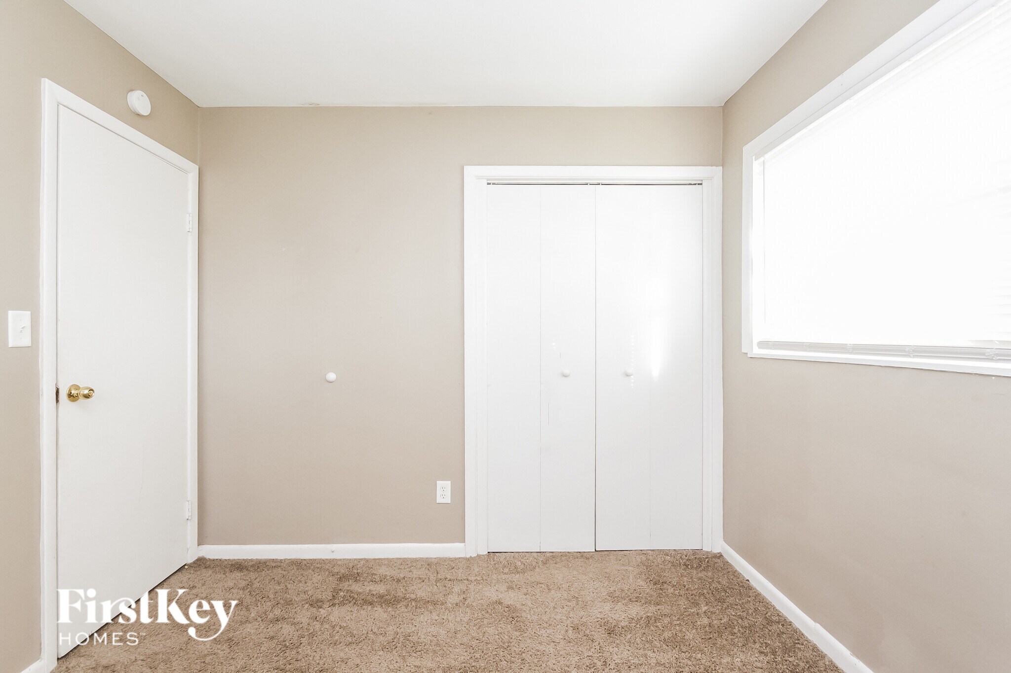 Building Photo - 3223 Vincz Dr