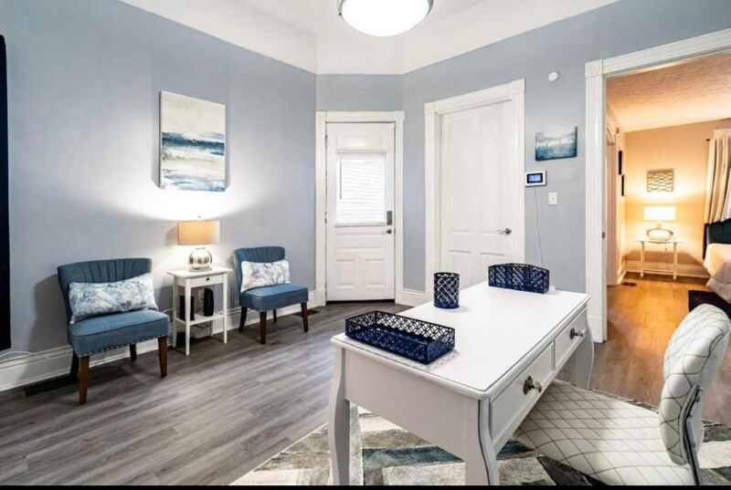 Building Photo - 1436 Rufer Ave