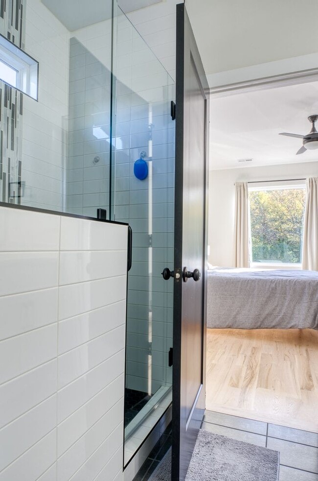 Building Photo - 96 Shields Ln