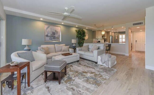 Building Photo - 275 Palm Ave