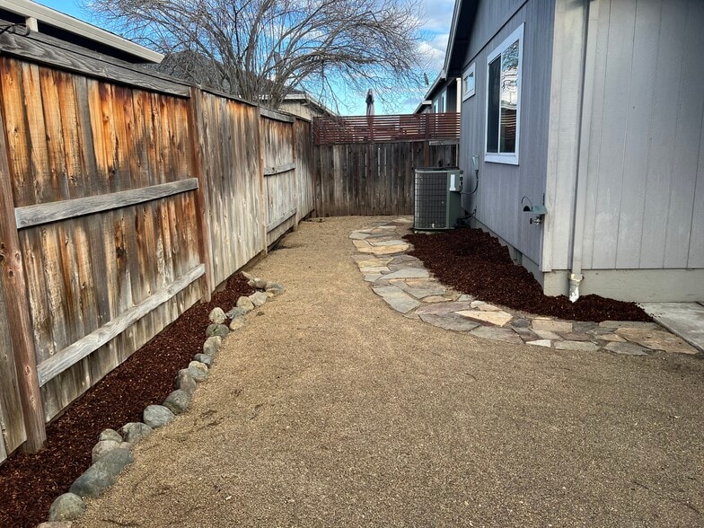 Fully Fenced Backyard - 2507 Agate Meadows