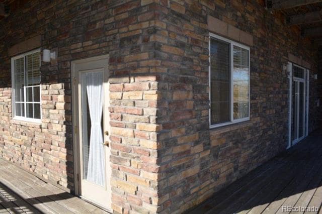 Building Photo - 6000 W Floyd Ave