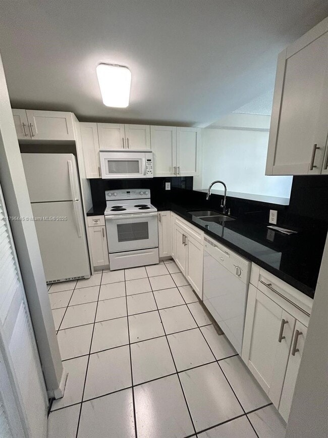 Building Photo - 11780 SW 18th St