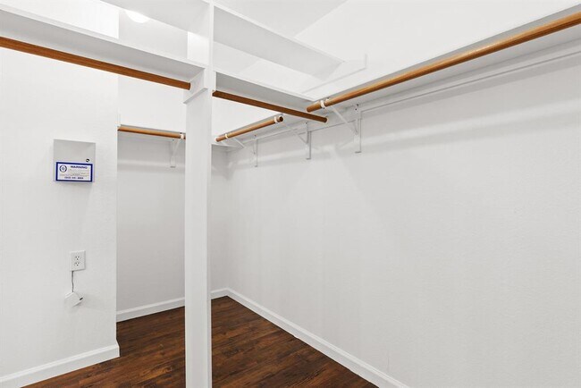 Building Photo - 16802 Bailey Jean Dr