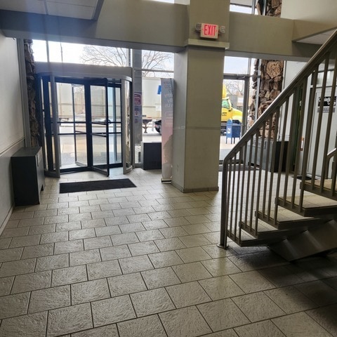 Building Photo - 7234 W North Ave