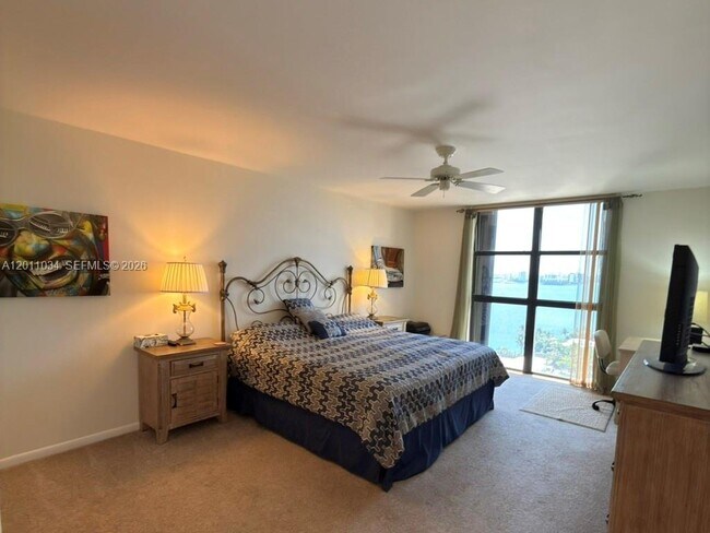 Building Photo - 4000 Towerside Terrace