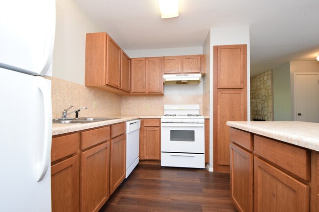Building Photo - 10811 Lanshire Dr