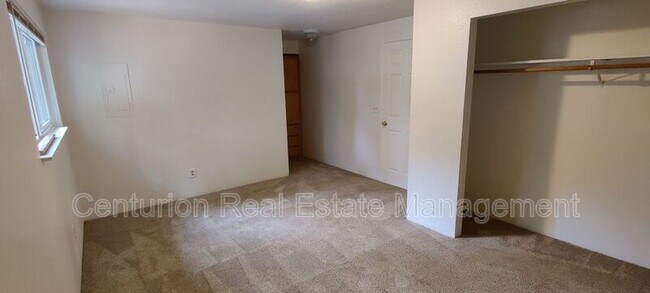 Building Photo - 109 Gatch St