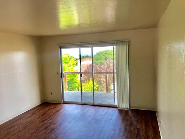 Building Photo - 810 Spencer Street, Unit 1