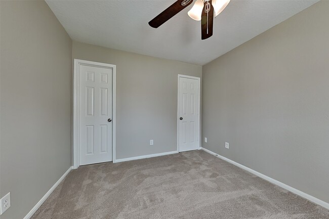 Building Photo - 16805 Northern Flicker Trail