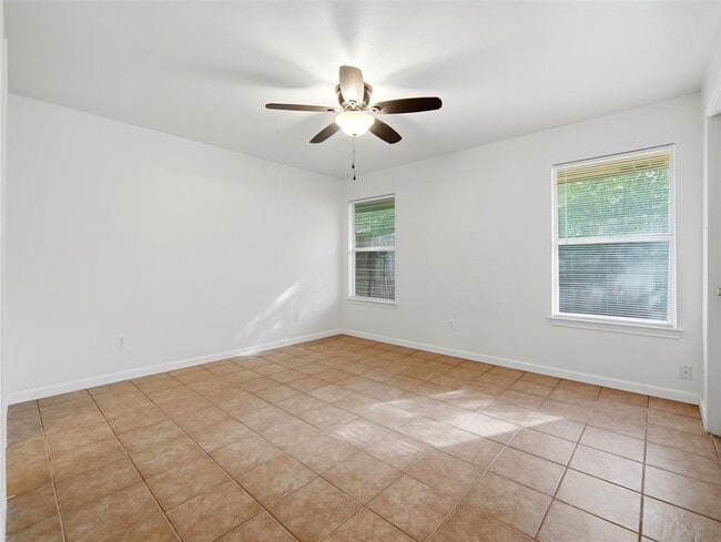 Building Photo - 2304 Smith Branch Blvd