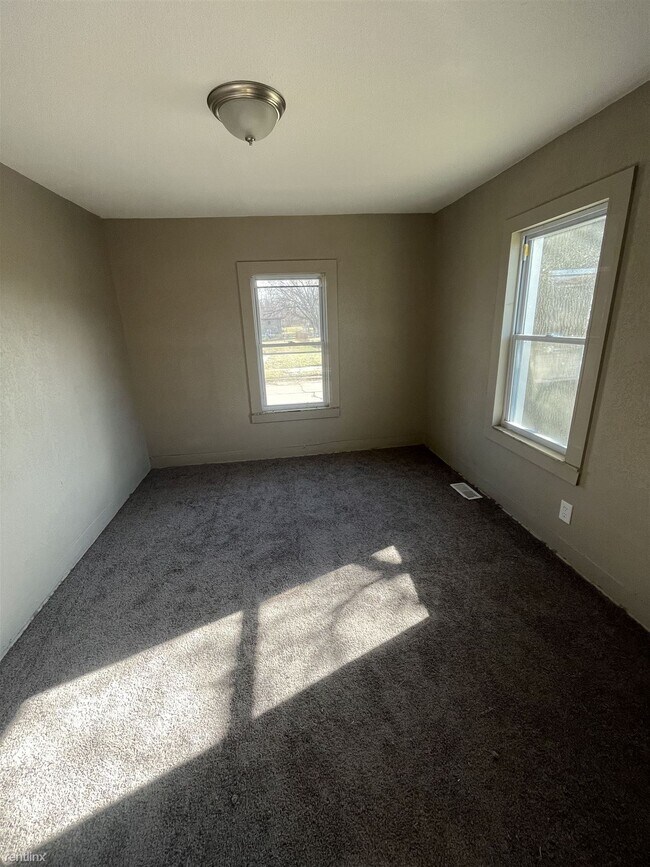 Building Photo - 2 br, 1 bath House - 3808 18th St