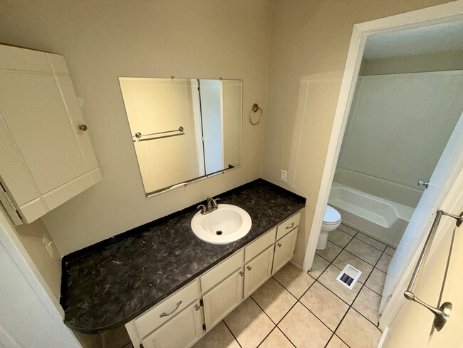 Building Photo - 54 Windy Hill Rd