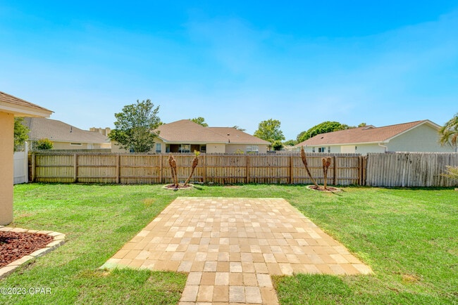 Building Photo - 108 Leeward Way