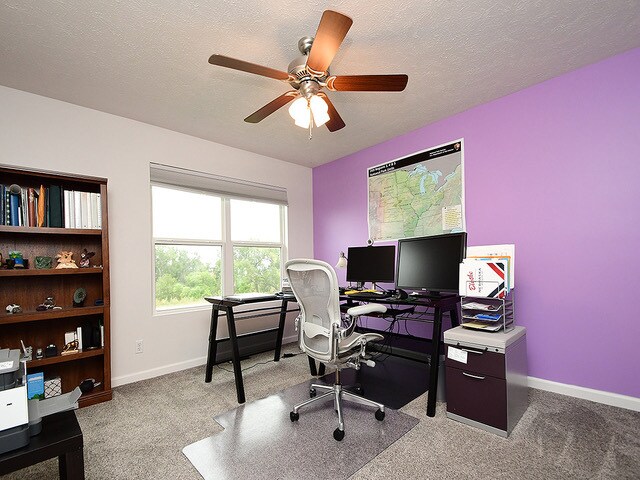 Building Photo - 14902 Mormon St