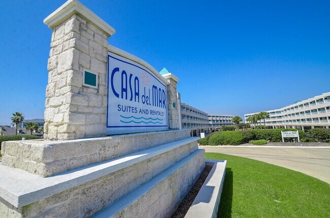 Building Photo - 6102 Seawall Blvd