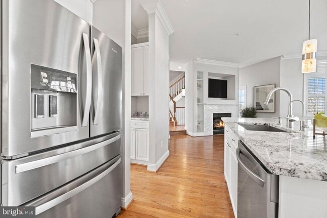 Building Photo - 12168 Chancery Station Cir