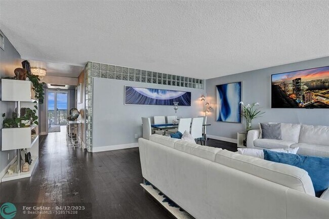 Building Photo - 4280 Galt Ocean Dr