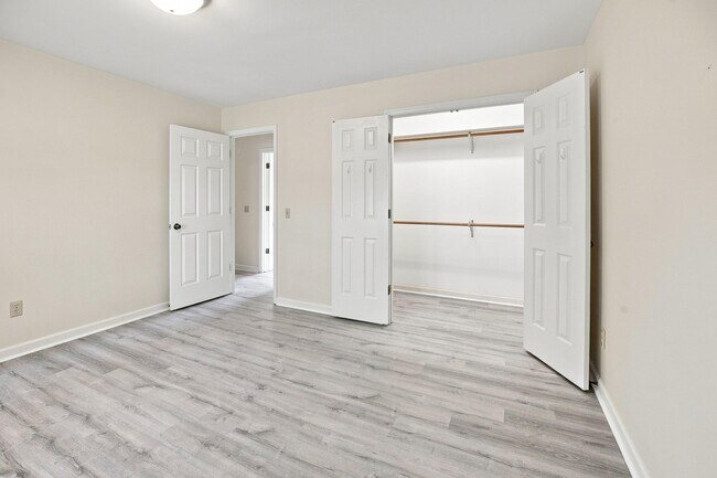 Building Photo - 739 A C Morrison Rd
