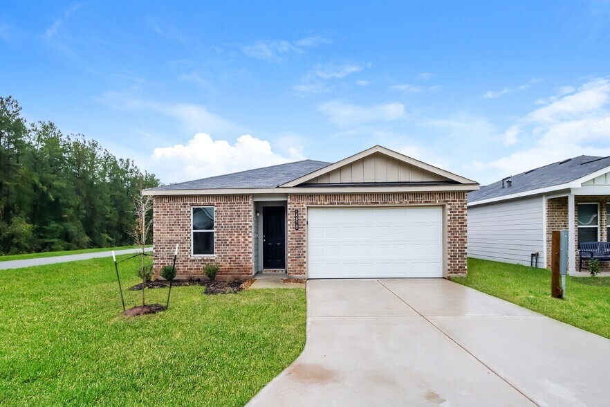 Primary Photo - 15823 Del Norte Dr