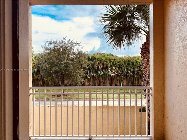 Building Photo - 11011 Legacy Ln