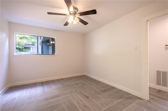 Building Photo - 2311 Singletree Ave