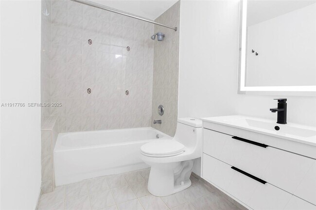 Building Photo - 6670 NW 114th Ave