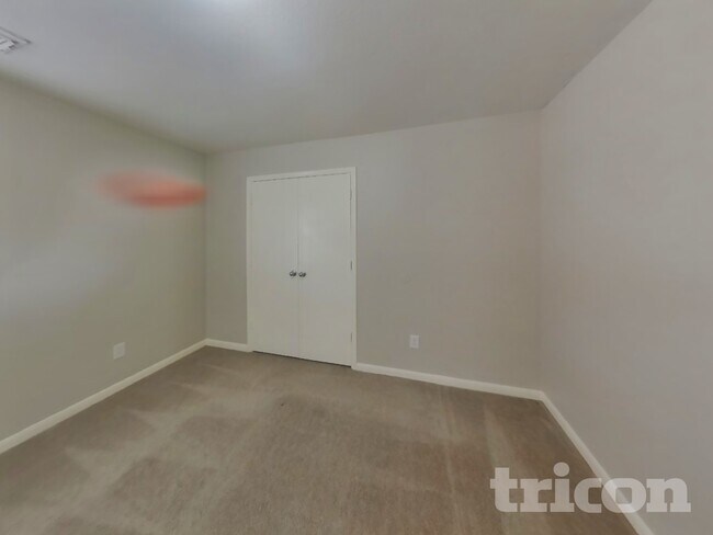 Building Photo - 29550 N Legends Bend Dr